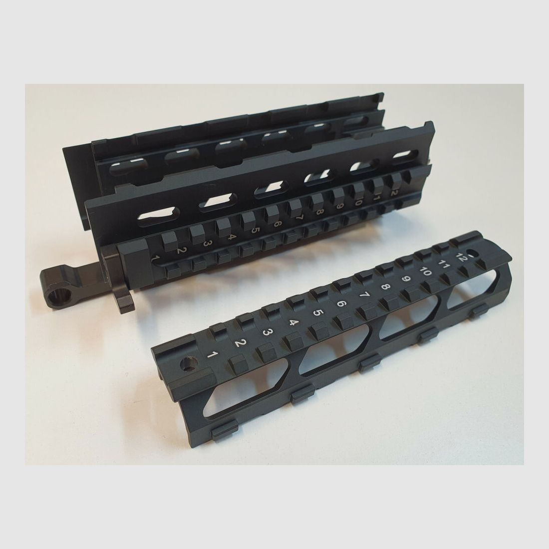 WFN Schweiz Schweizer WFN Quad Rail Vorderschaft Handguard für SIG 552 / 553 / SG 553 . Made in Switzerland