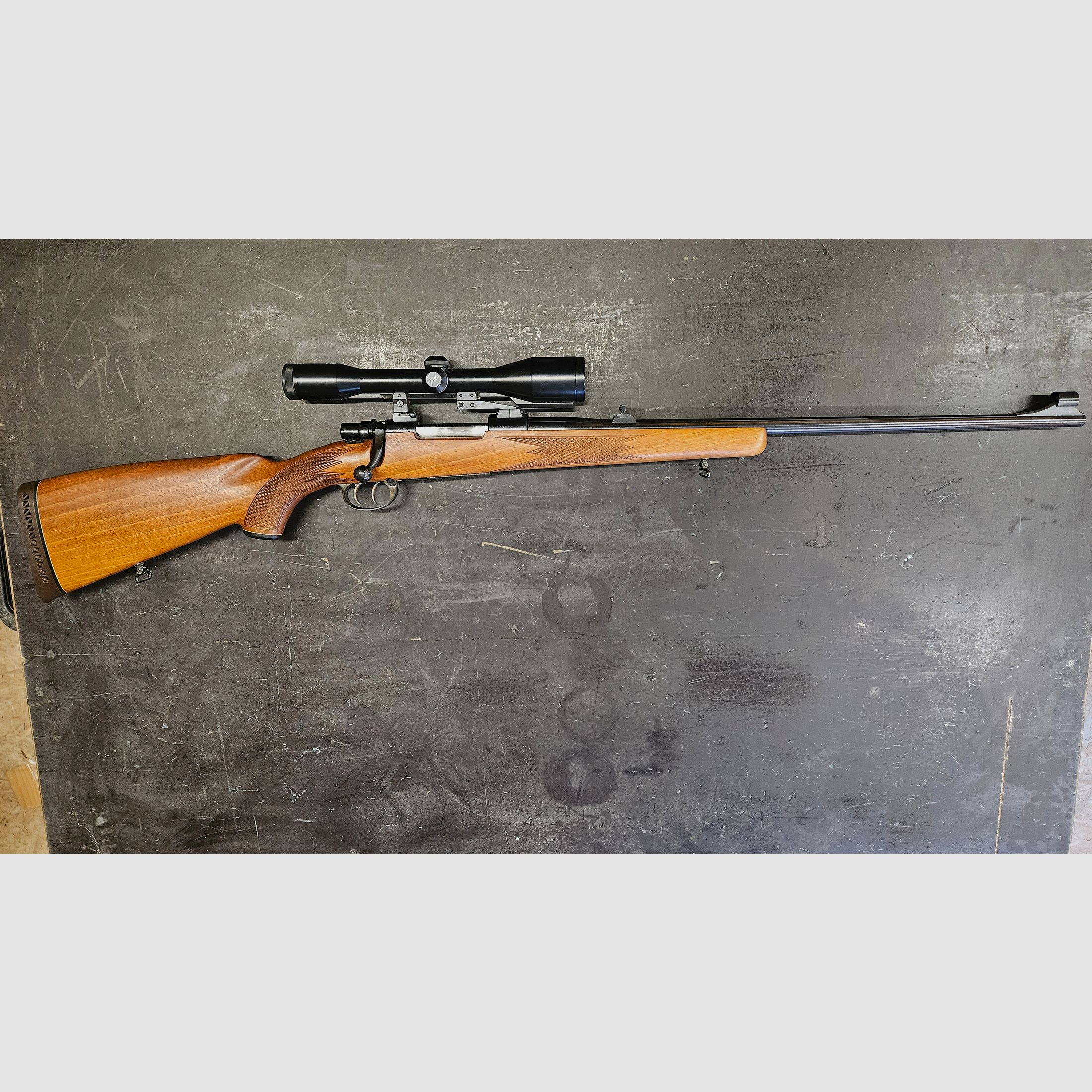 Zastava 98er in 7x64 mit Zeiss ZF in 6x42