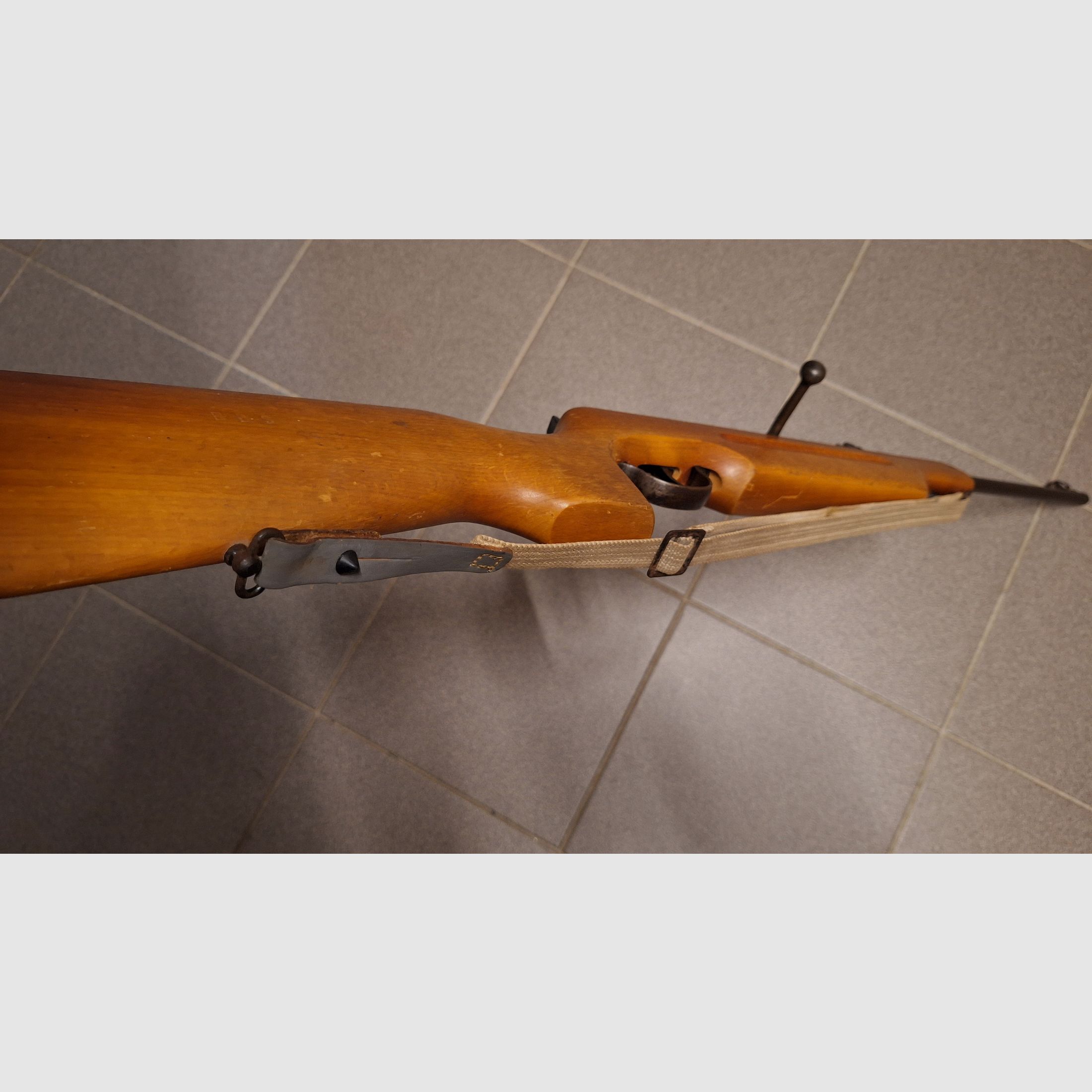Haenel Suhl 310 DDR-Luftgewehr mit Sportschaft+8er Magazin!
