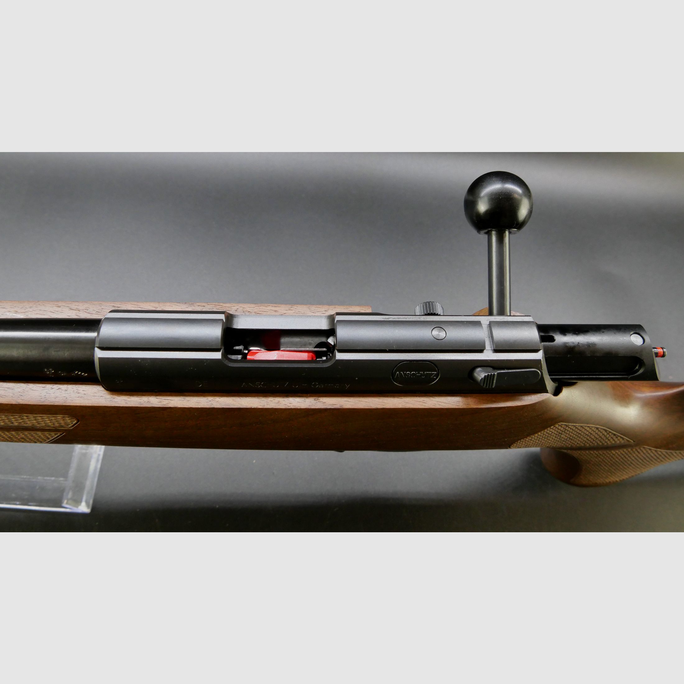 J.G. Anschütz 1761 D HB G-20 Nuss Classic Schaft .22 lr 457 mm LL KK-Repetierbüchse
