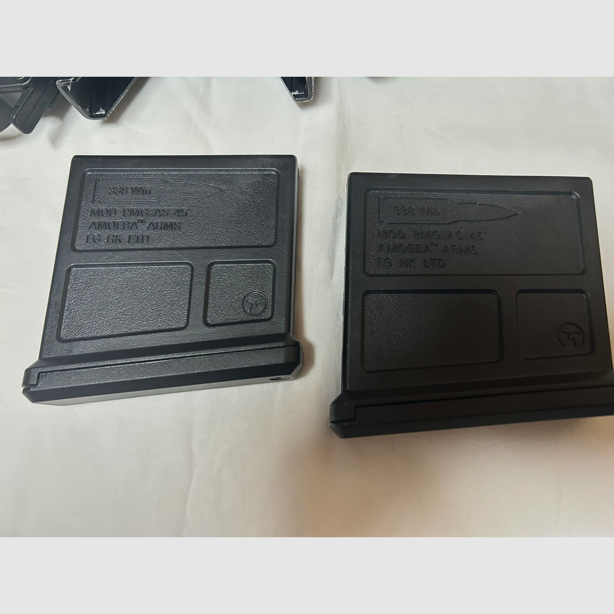 AMOEBE Striker AS01 incluido. MADBULL Óptica, 2 cargadores, Softair