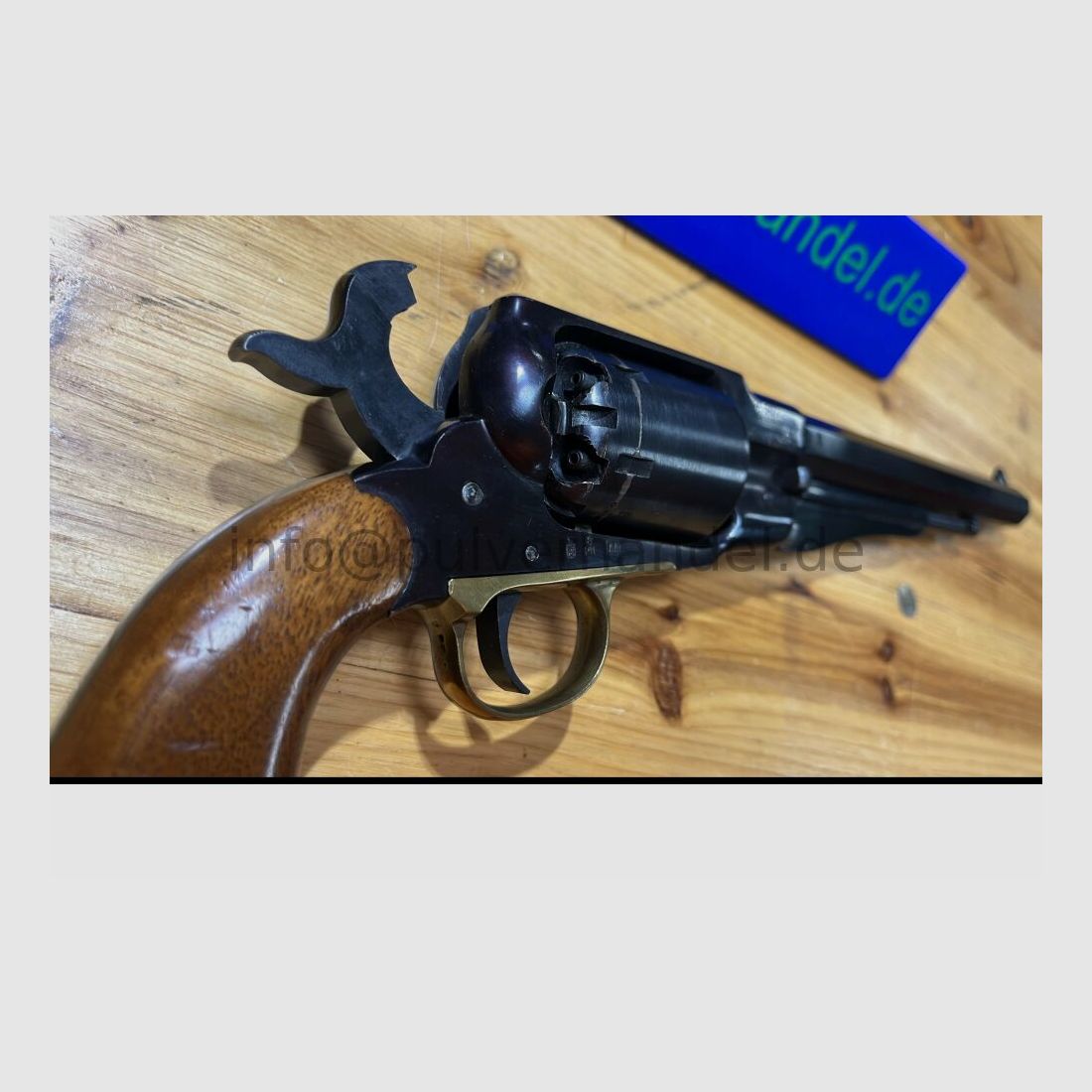 Modell Remington New Army Hersteller Italy .44(BlackPowder)