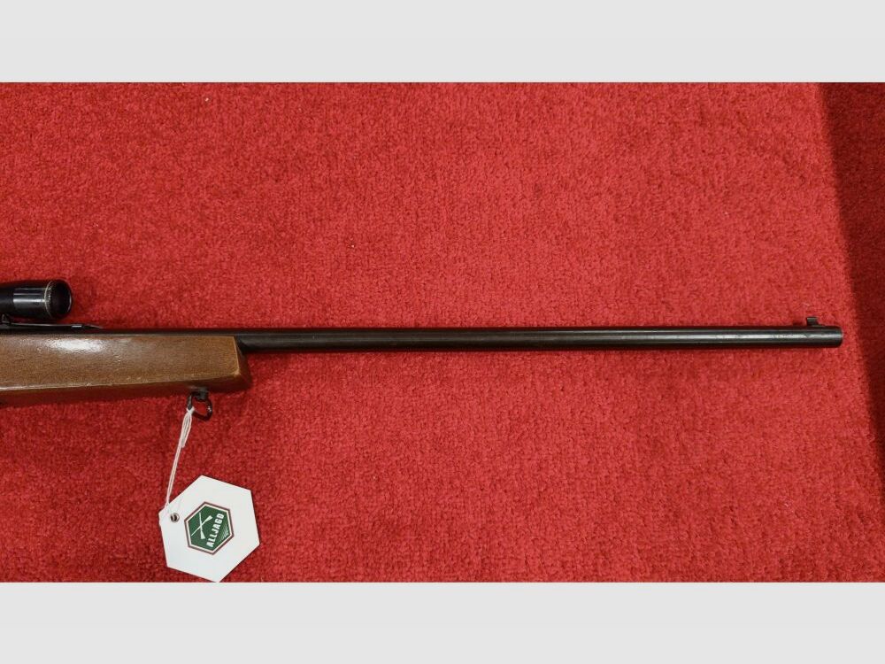 Savage Model 845 .22lr, immagine 4 di 8