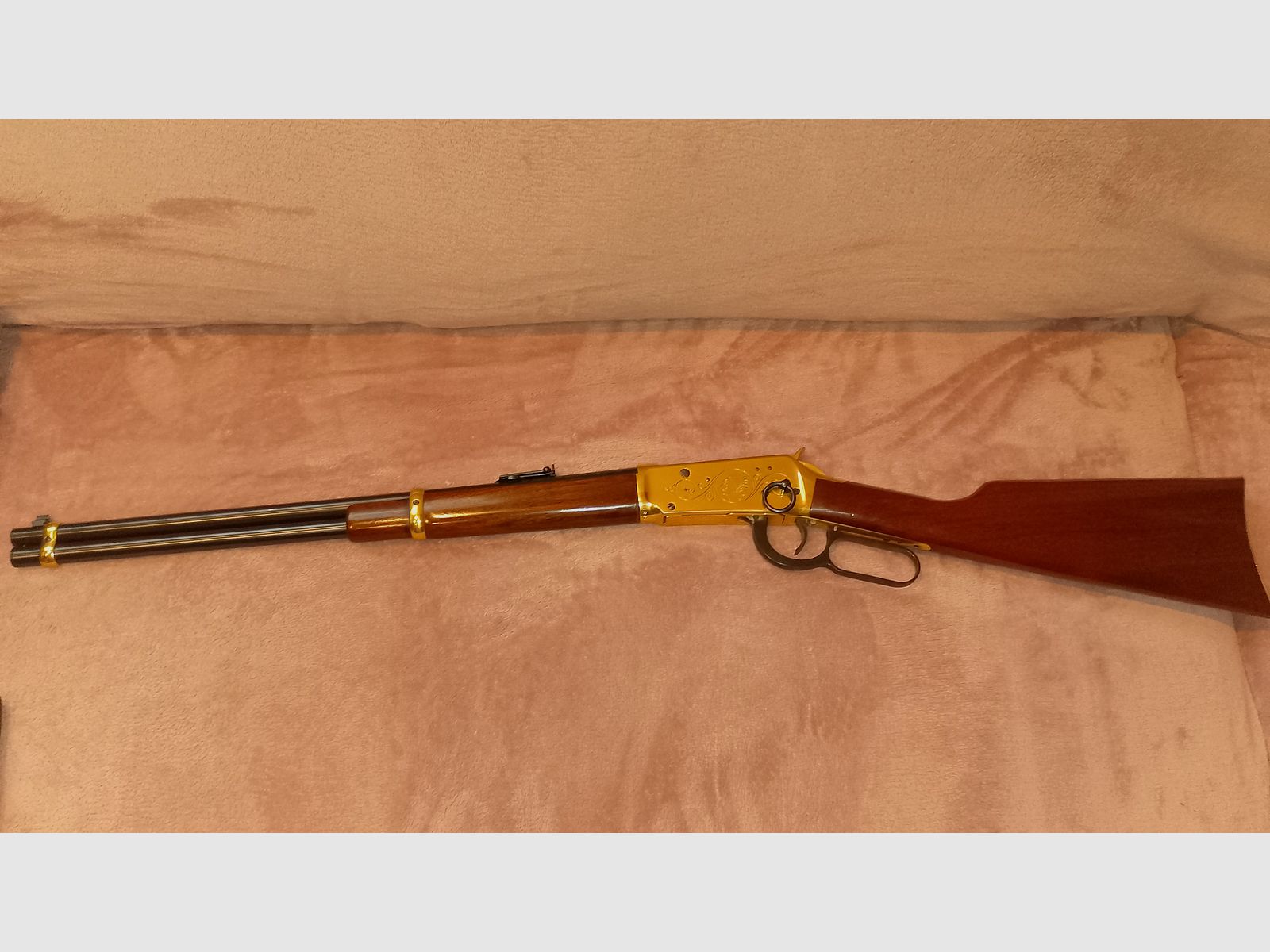 Winchester Yellow Boy/Indian Carbine