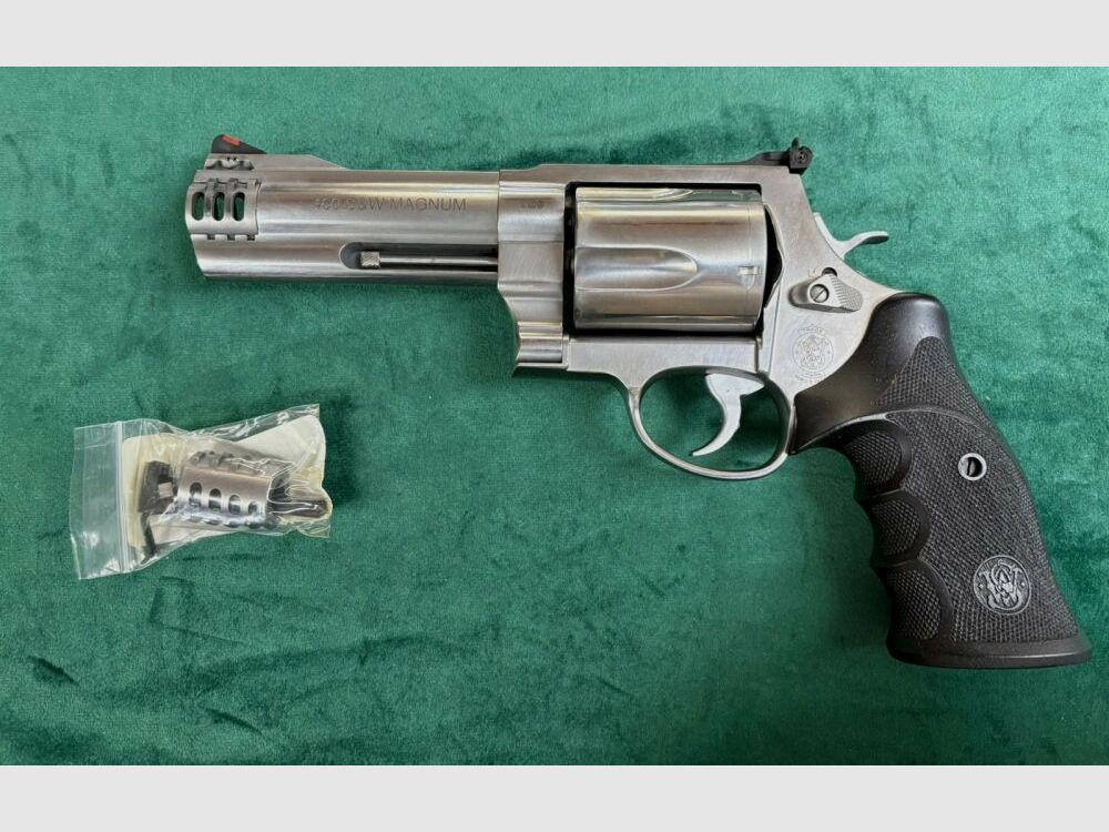Smith & Wesson S&W Revolver 460 XVR 5"