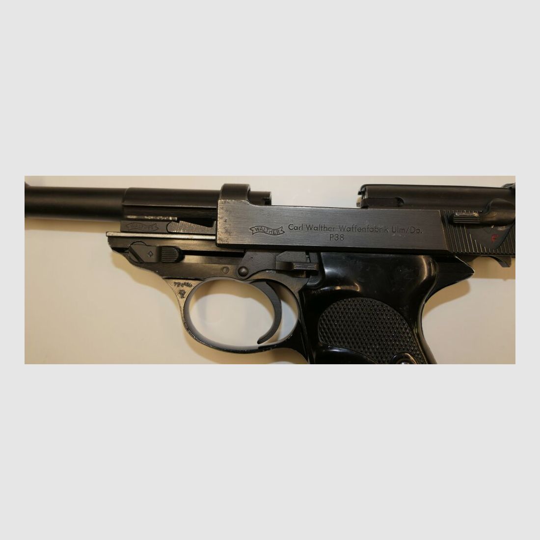 Waffenfabrik Walther Ulm Donau Pistole Walther P38 im Kaliber 9mm Para Inkl. Zubehör