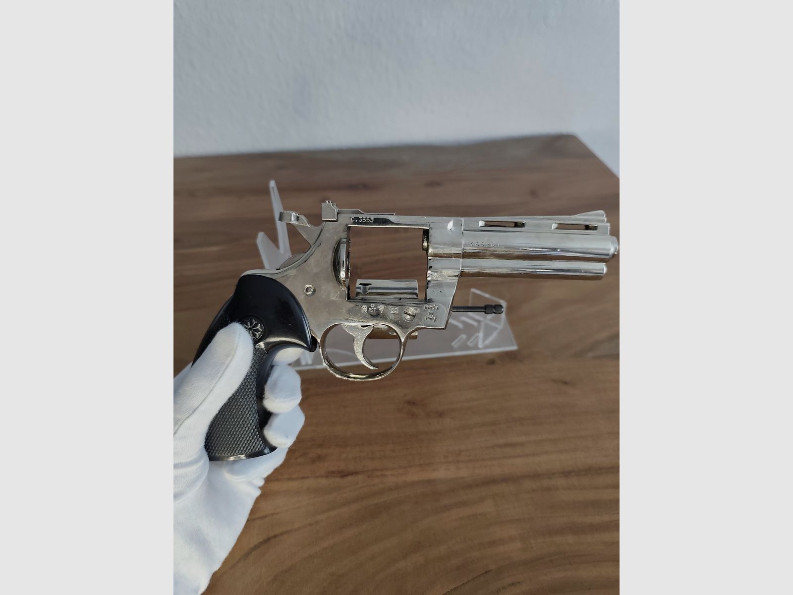 UMAREX Python 9mm R    !!!Defekt an Bastler kleine Feder gebrochen!!!