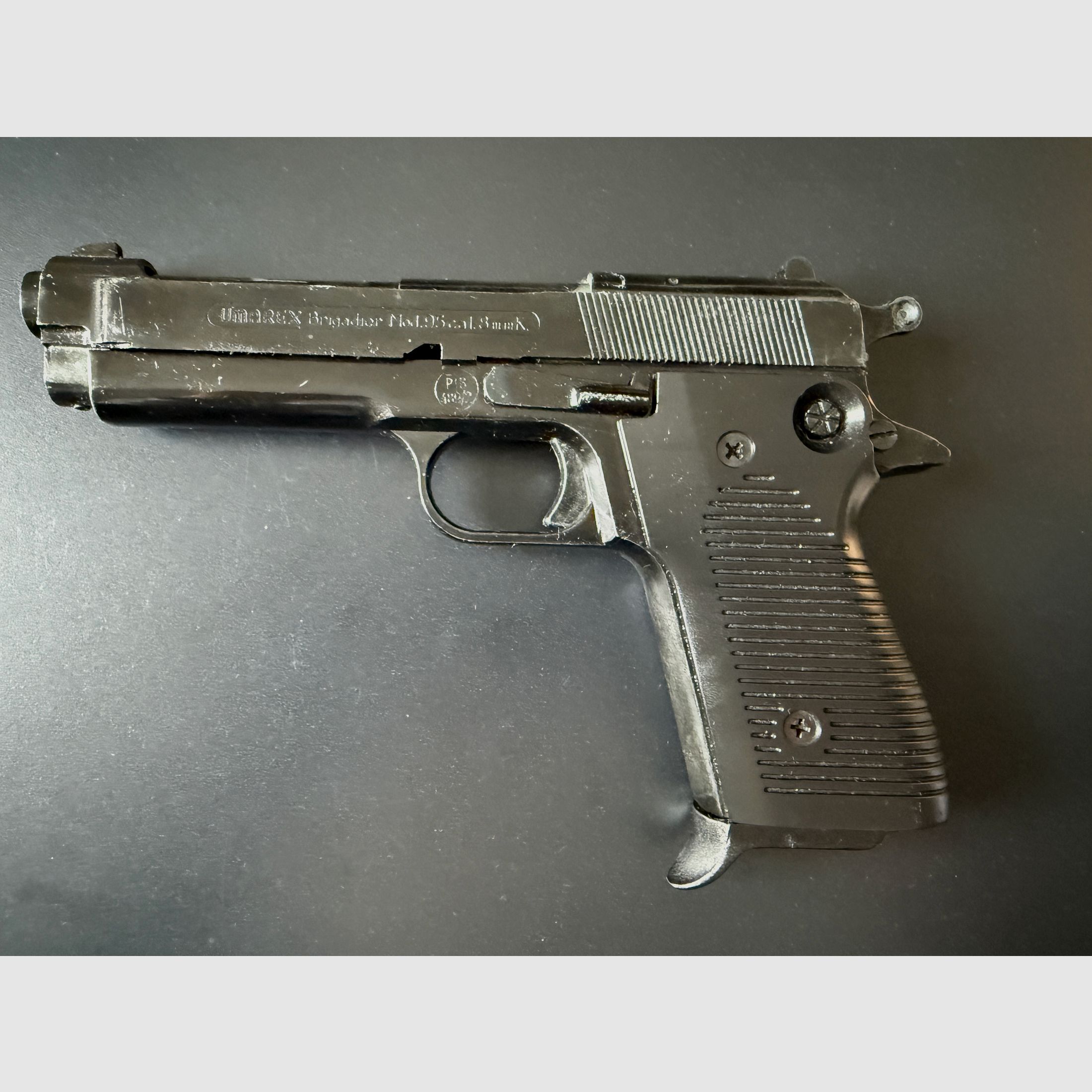 UMAREX Brigadier Cal. 8 Knall/blanc Schreckschusspistole