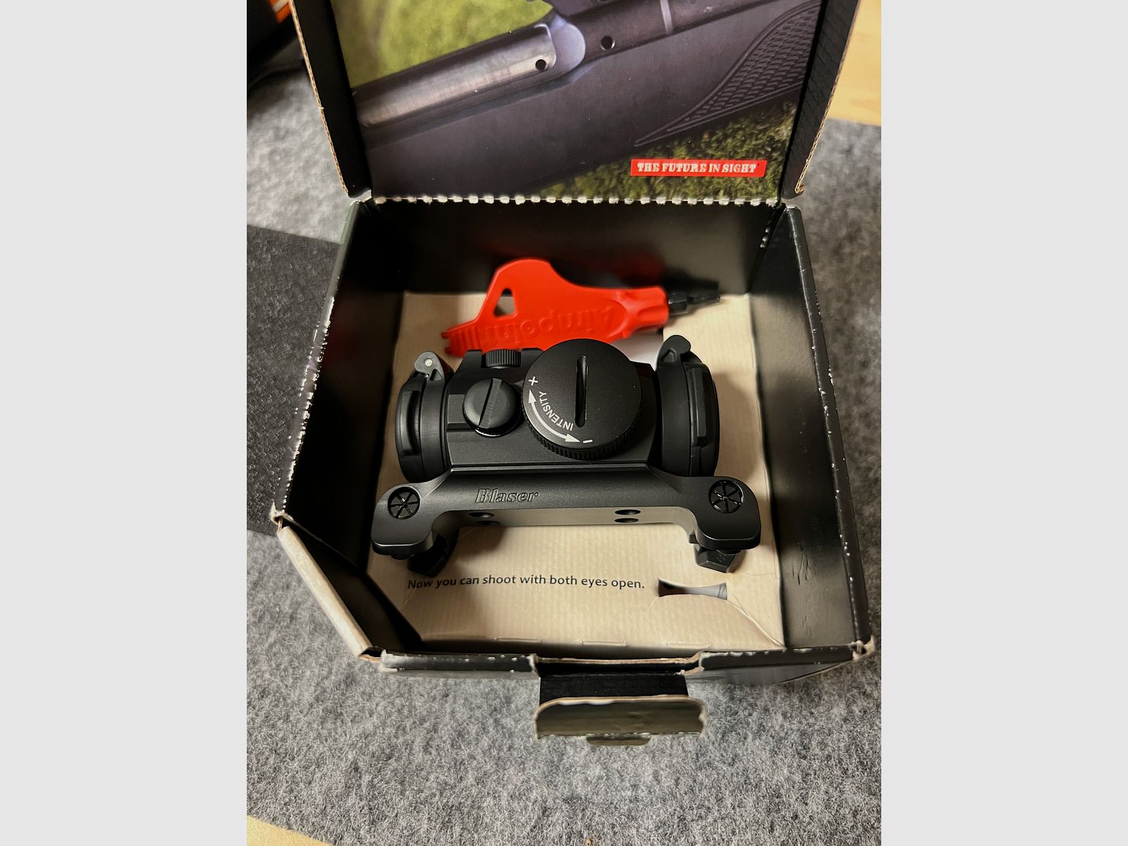 Aimpoint Micro H-2 2 MOA - Mirino a punto rosso con montaggio a sella Blaser