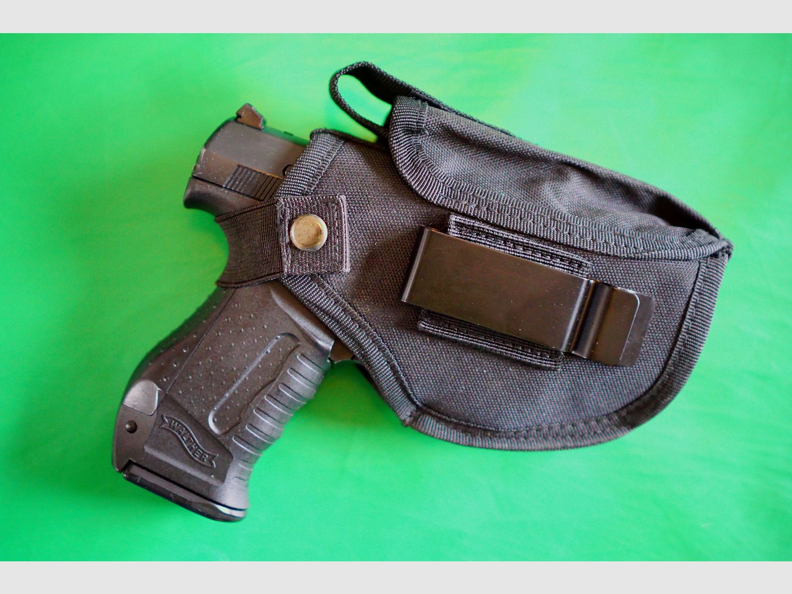Walther P99 blank firing pistol 9mm P.A.K. (PTB 637) with holster - P 99 with EXTRA deep barrel block