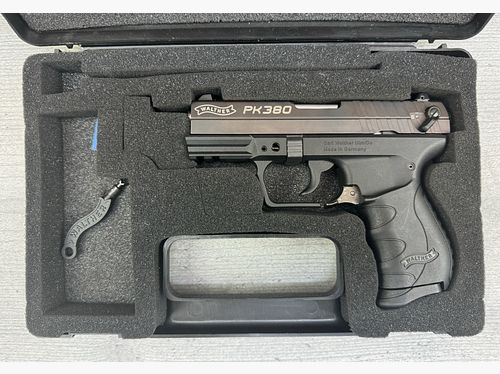 Demonstration weapon Carl WALTHER PK380 Cal. 380 / 9mm Browning in black