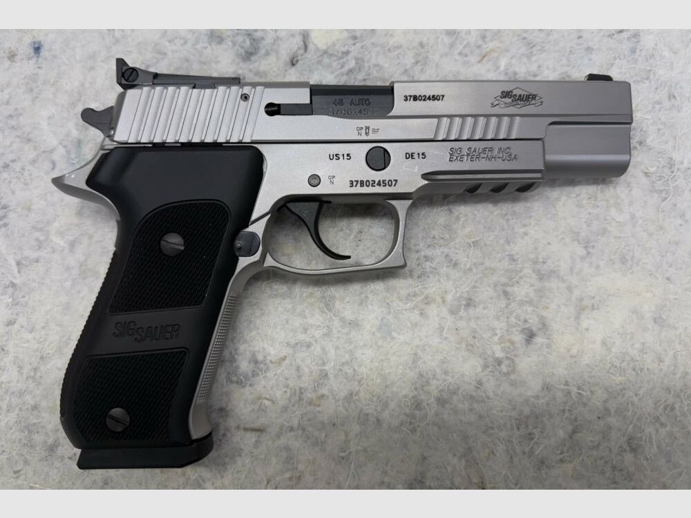 SIG Sauer P220 Match Elite .45Auto
