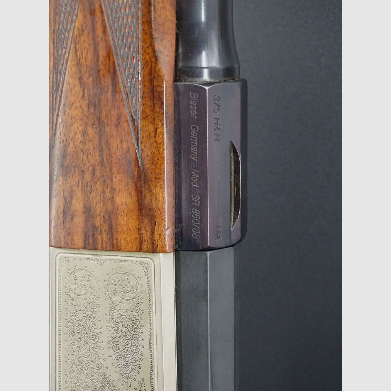 Blaser SR 850 / 88 Kaliber .375 H&H Schrankwaffe SR 850 / 88