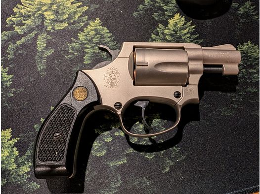 Smith & Wesson Chiefs Special schreckschussrevolver kal. 9mm R.K. vernickeld