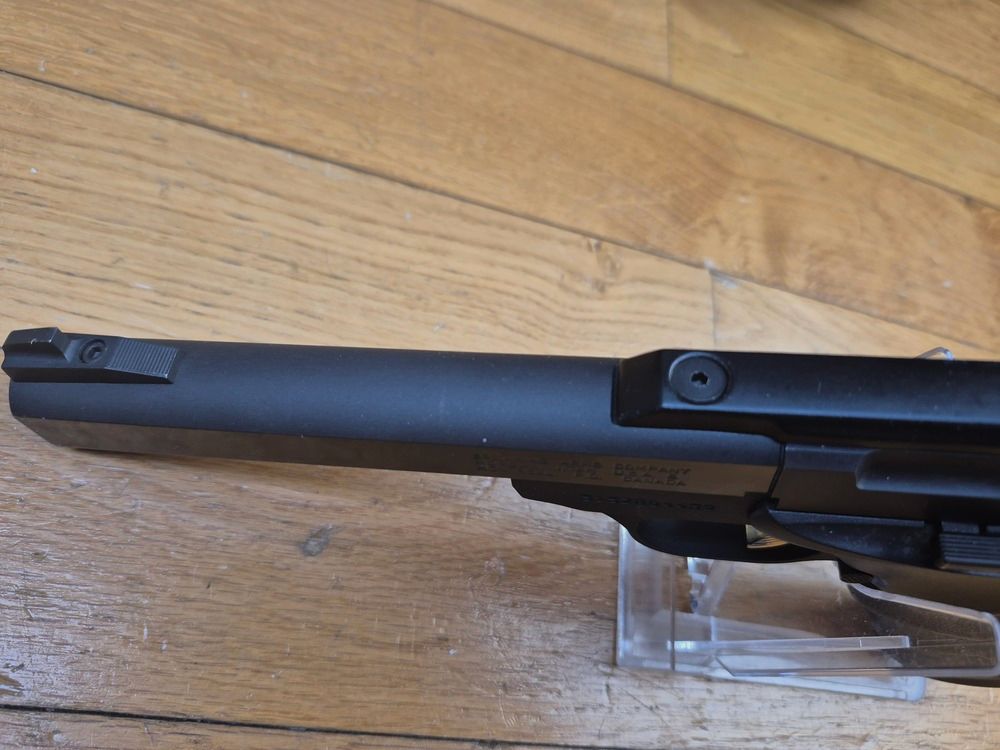 Guter Browning Buck Mark URX Sportpistole – Waffe von 2017, die sehr wenig geschossen wurde – Kal. .22LR – 2 Originalmagazine – Originalbox – Anleitung – Schlüssel – Kurz gesagt, komplett und gebraucht im neuwertigen Zustand – TBE+++, Bild 13 von 19