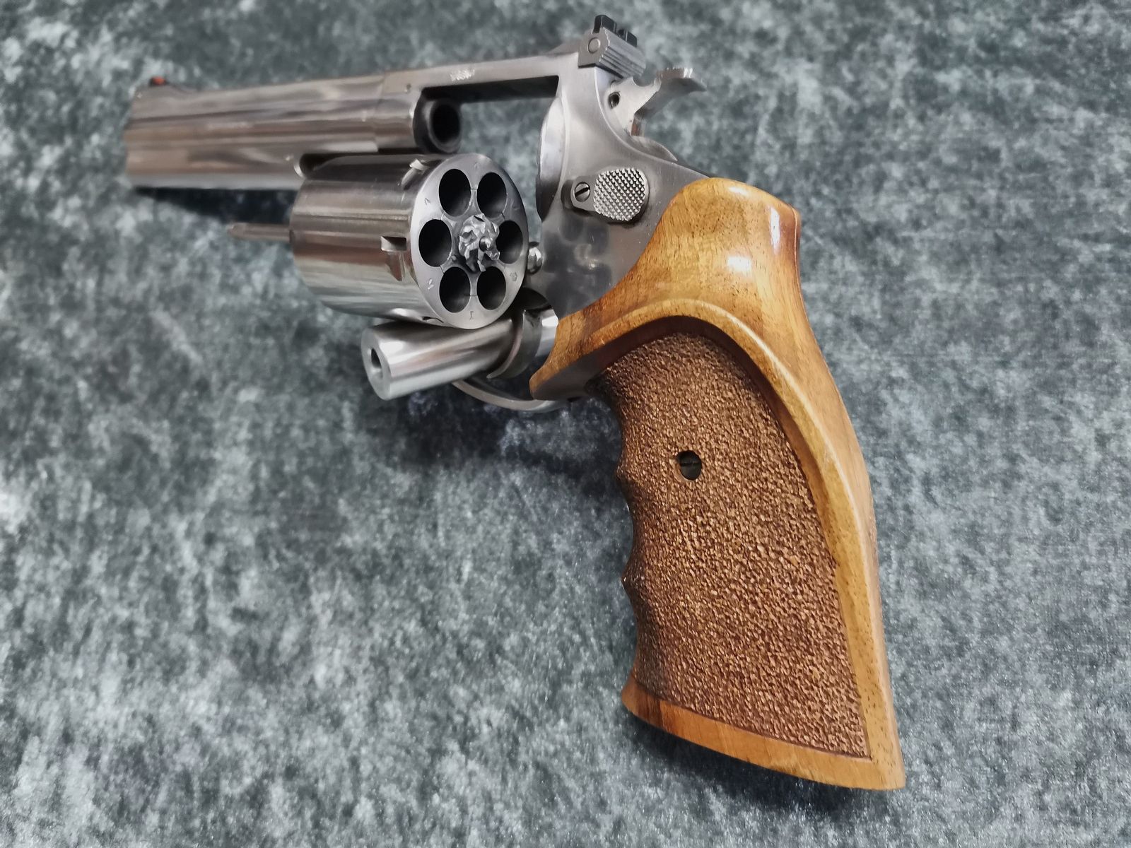 Rossi Mod.713 .357Mag / .38Special Revolver 6" stainless Matchrevolver