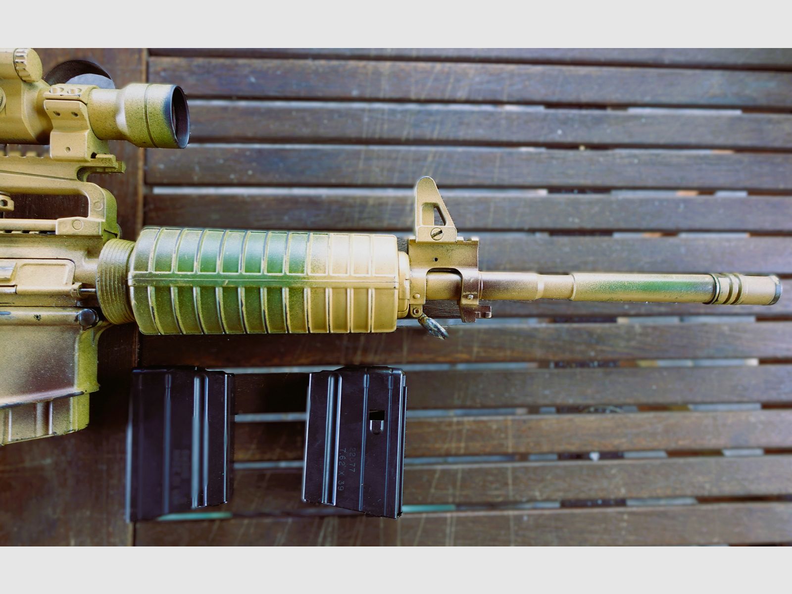 Windham 7,62×39 AK SRC AR15 in 7,62x39 mit Aimpoint 9000 Blood Diamond