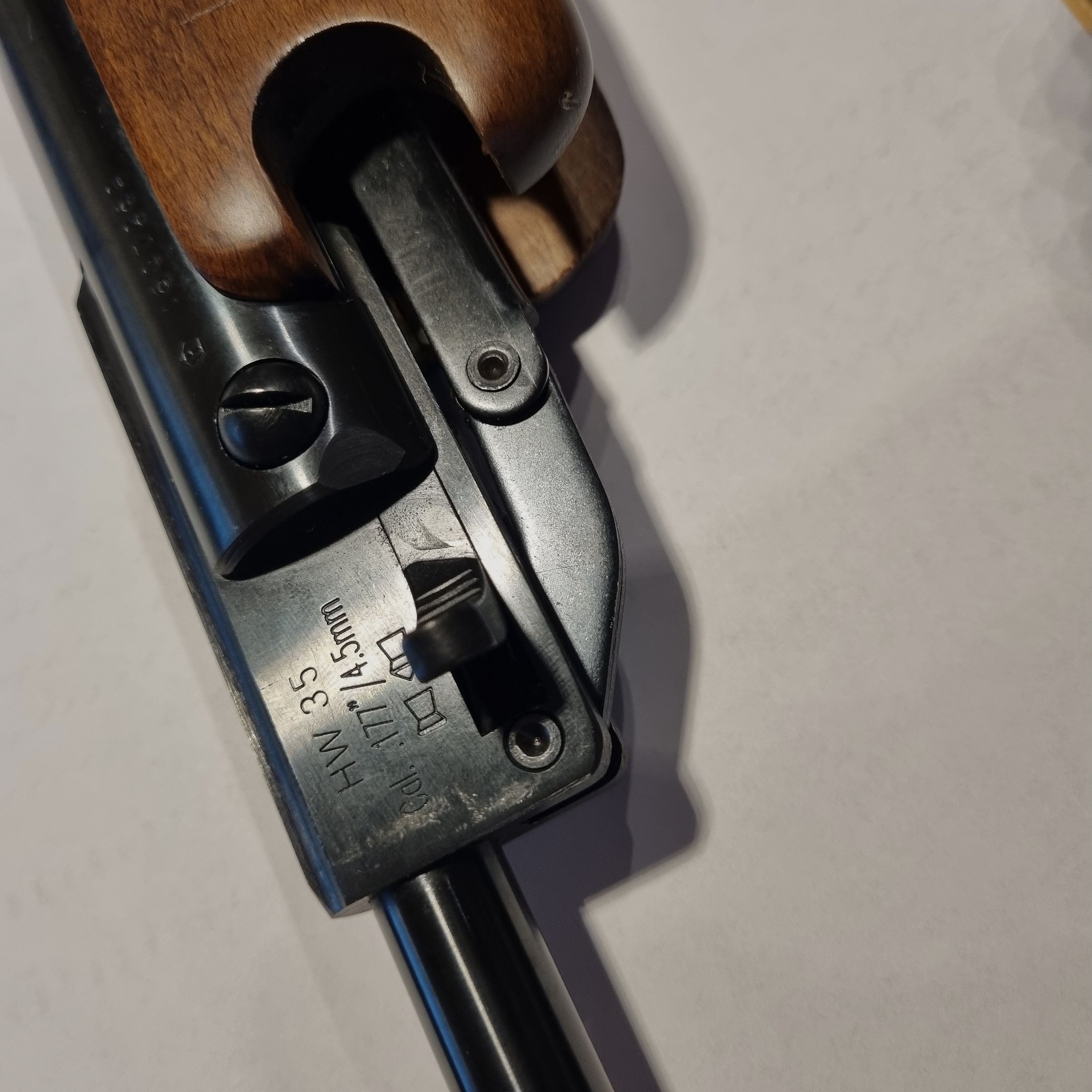 Weihrauch HW 35  4,5 mm oude uitvoering, beukenhouten kolf, ZF Supersight,