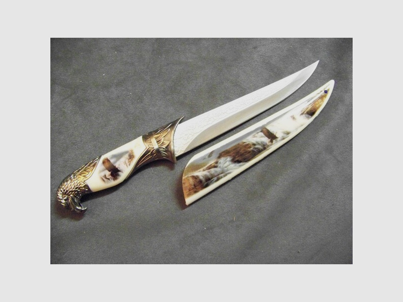 Dolch Adler , Weisskopfseeadler mit Scheide , verzierte Klinge