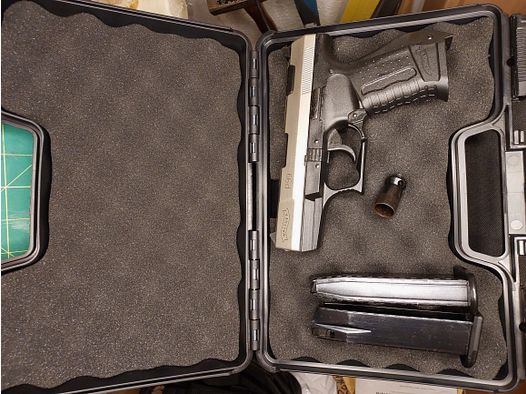 Pistola de fogueo Walther P99 9mm P.A.K. bicolor Níquel (PTB 762) P 99 con 2 cargadores