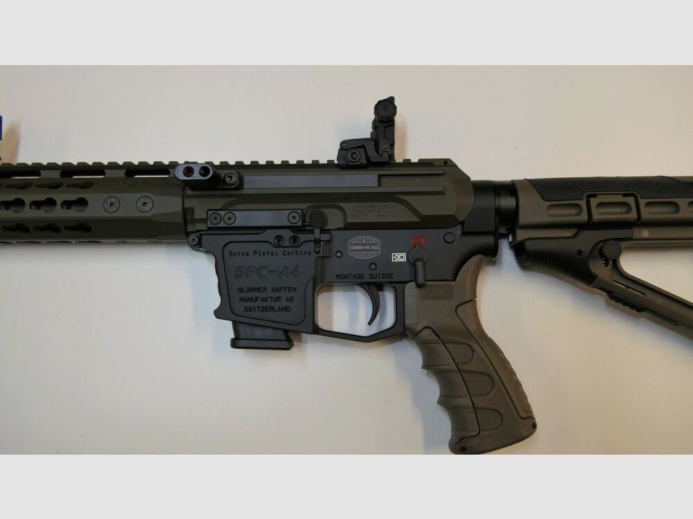 GWMH Selbstladebüchse GWMH SPC-HUNTER A4 10" (SWISS PISTOL CARBINE) OD-GREEN Kal.9x19 AR15 Glock Magazin