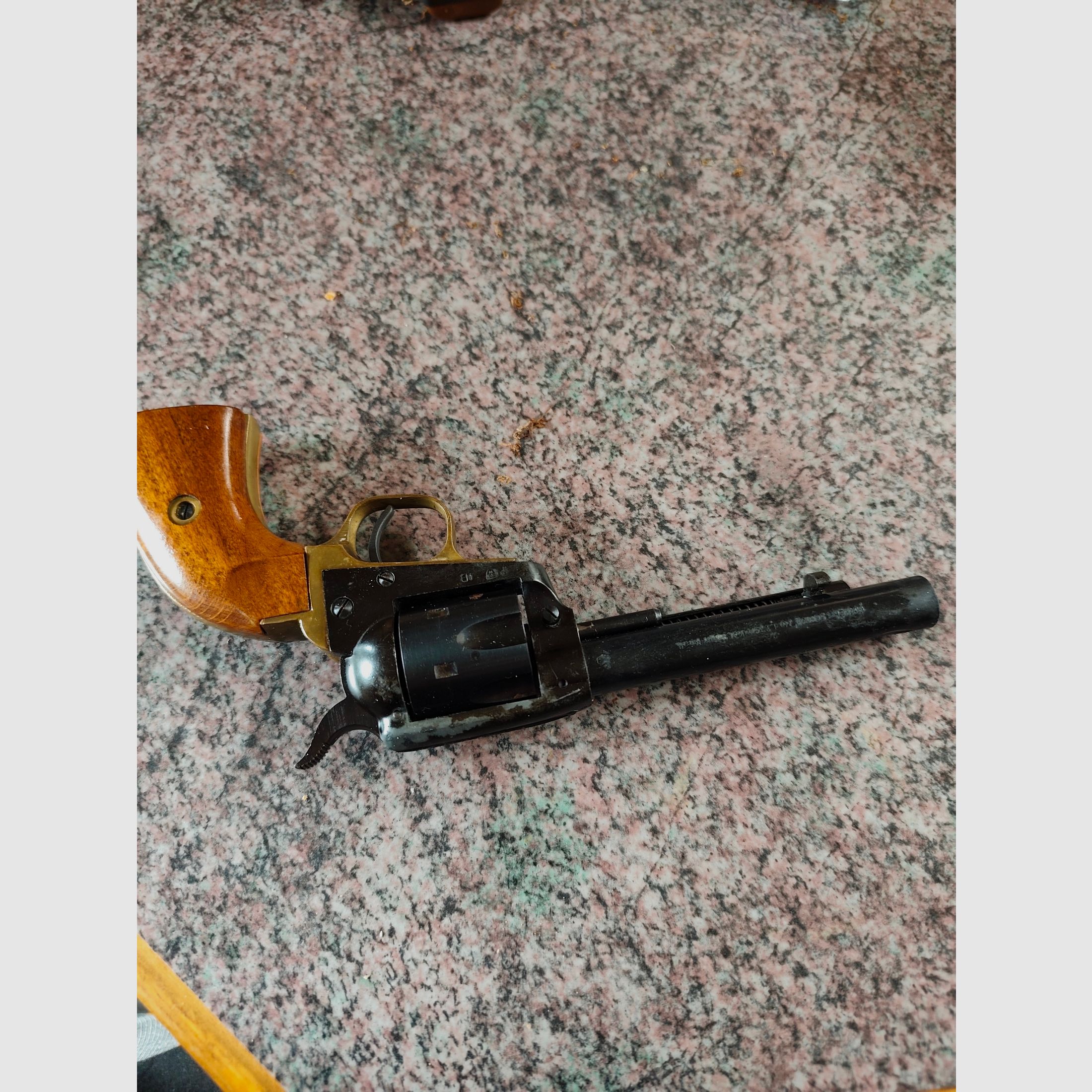 Röhm RG 59 et Mayer und Söhne Mod 22SA 9 mm Knall