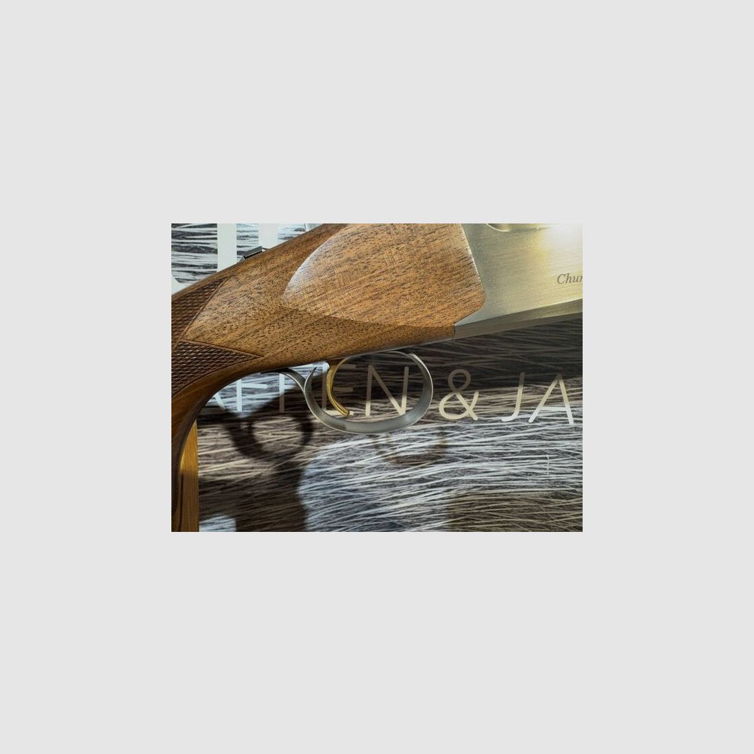 Akkar Churchill 812E Czarny