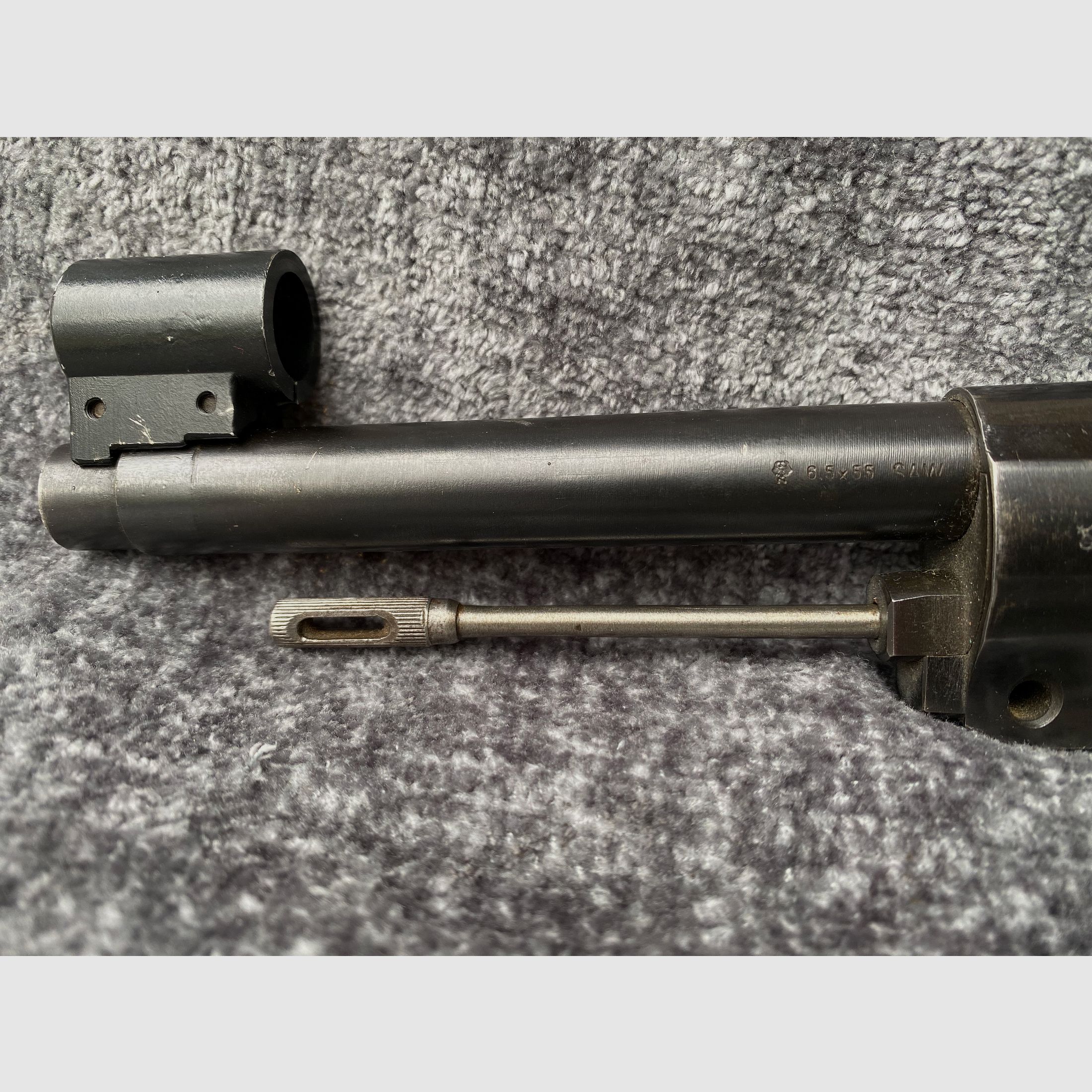 Carl Gustaf de 2010. Numéro identique.