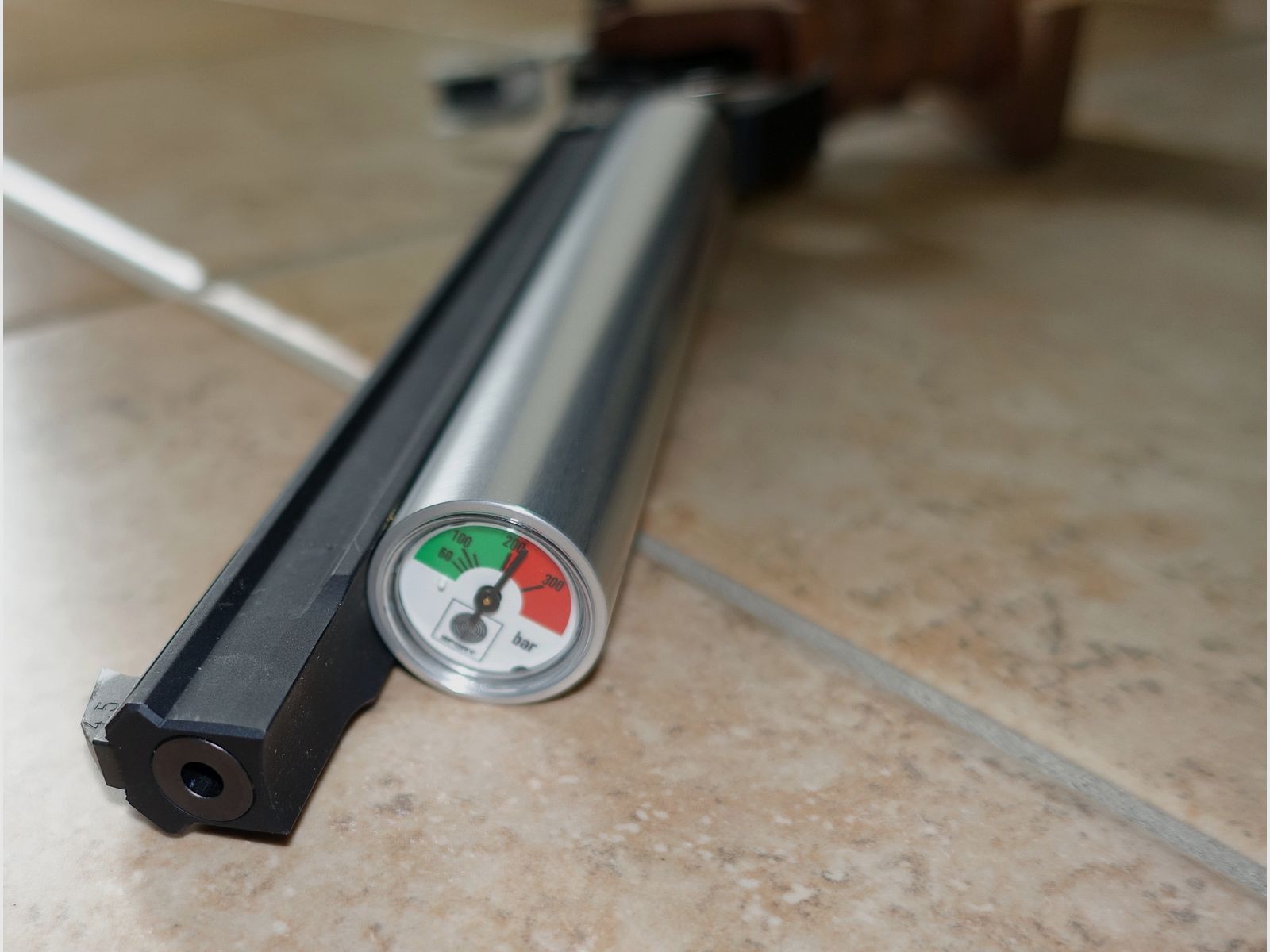 Steyr LP Pressluft Matchpistole im Top-Zustand mit neuer Kartusche + Koffer