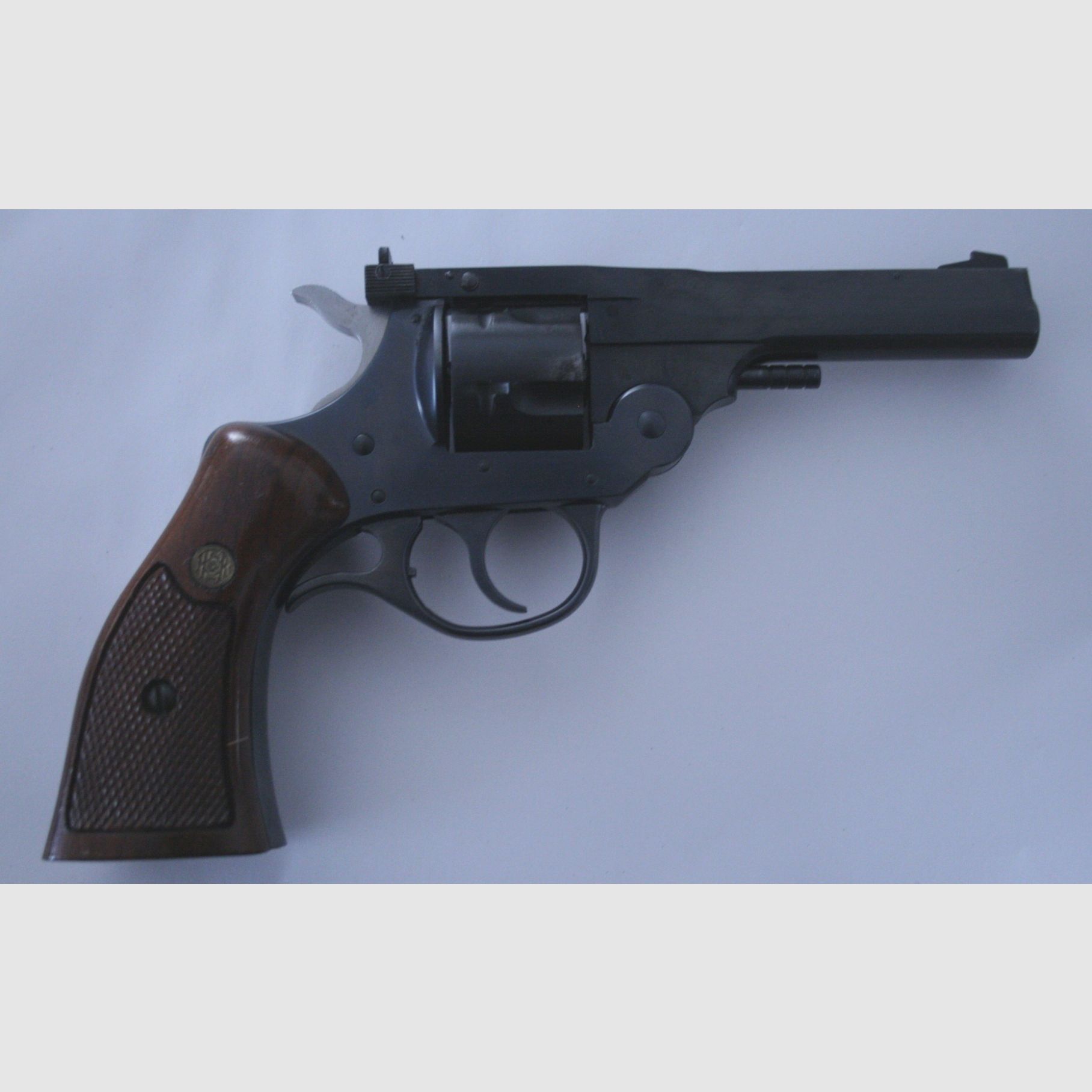 Super seltener Harrington & Richardson Kipplaufrevolver Ganzstahl von Cal. 22 auf 9mm Platz umgebaut PTB 206