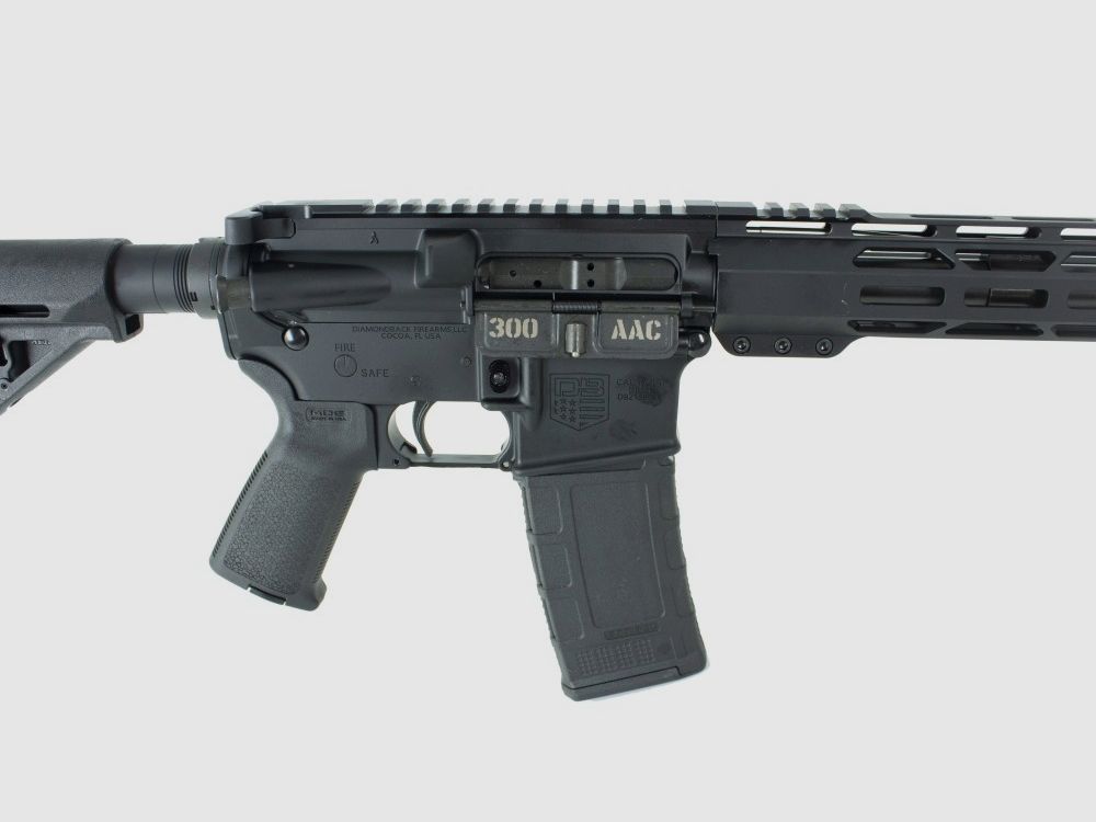 Carabine semi-automatique DIAMONDBACK DB15 CCML 300B cal. .300 Blackout, sans chargeur, image 5 sur 6