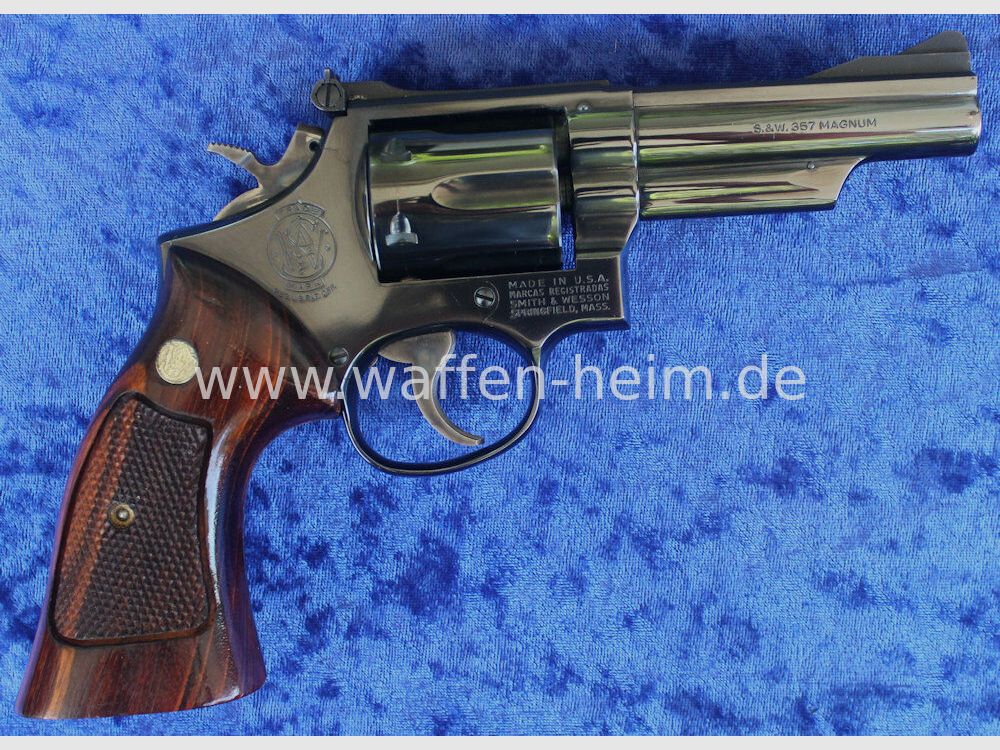 Smith & Wesson 19 - 3 / 4"