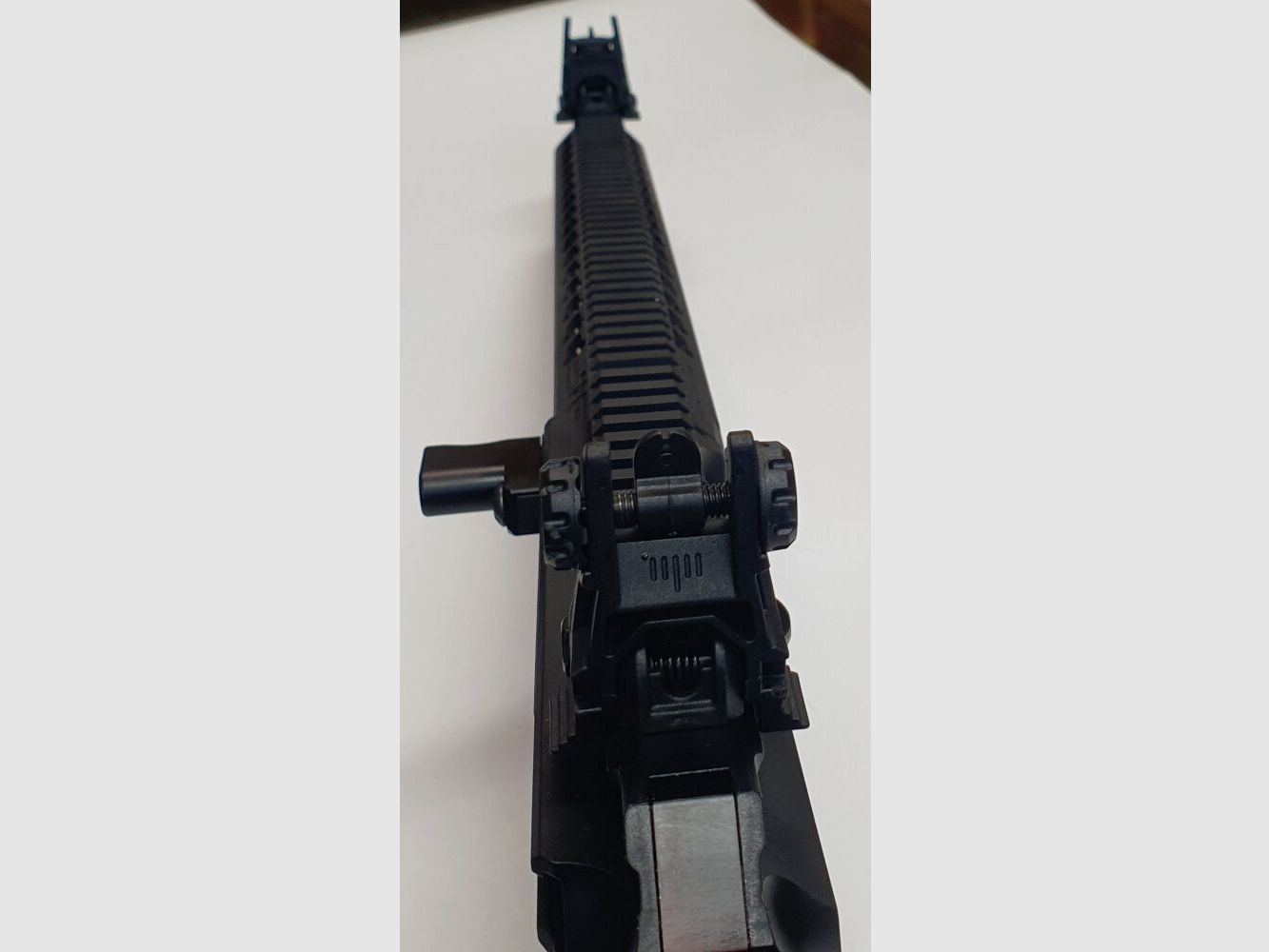 GWMH AG Selbstladebüchse GWMH SPC-HUNTER A5 17" (SWISS PISTOL CARBINE) BLACK Kal.9x19 AR15 Glock Magazin