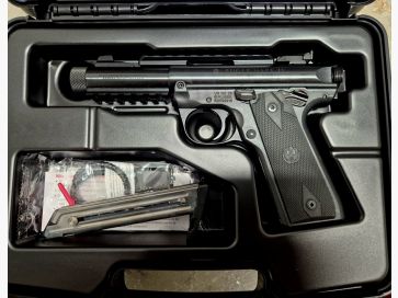 RUGER PISTOOL MARK IV 22/45 TACTICAL .22 LR 4,4"/11,18CM BLUED 1/2"-28