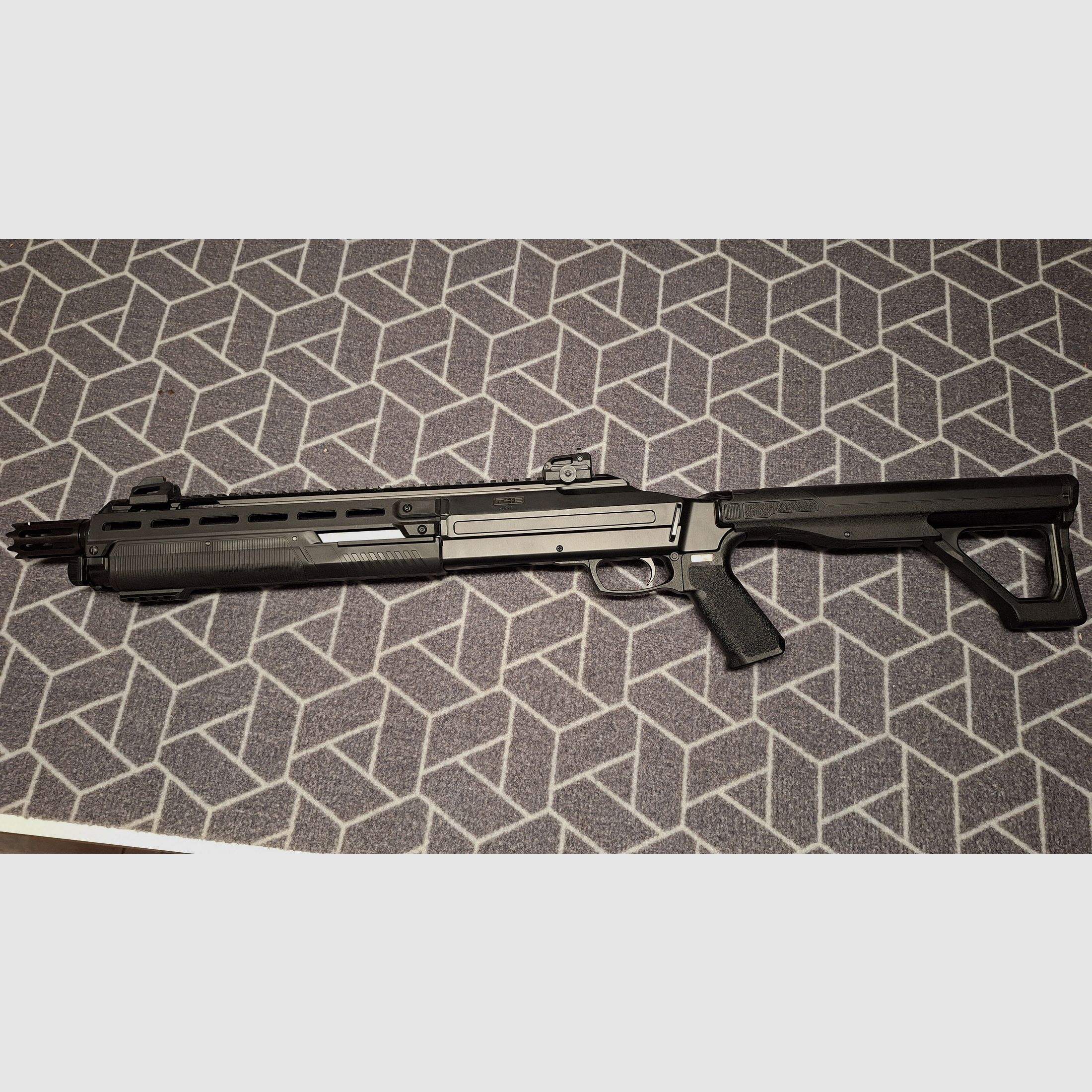 T4E HDX 68 CO2-RAM fusil à pompe .68 avec accessoires, munitions + CO2 comme neuf !