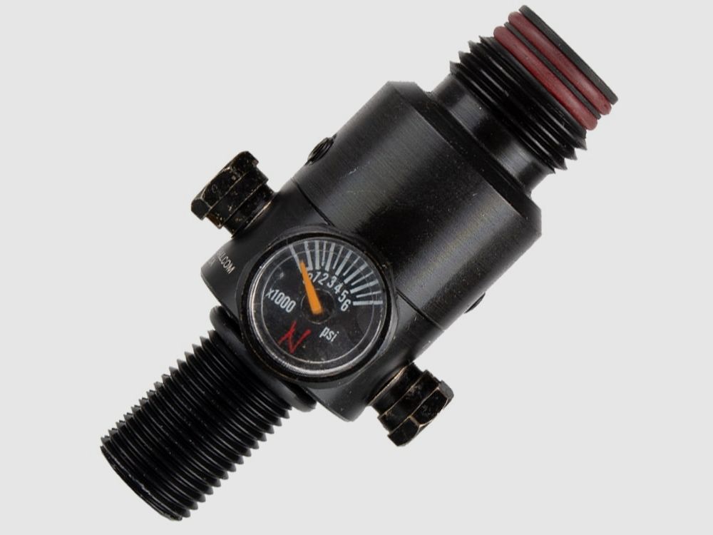 Regulator HP Ninja Air 300 Bar do paintballa (4500 PSI)