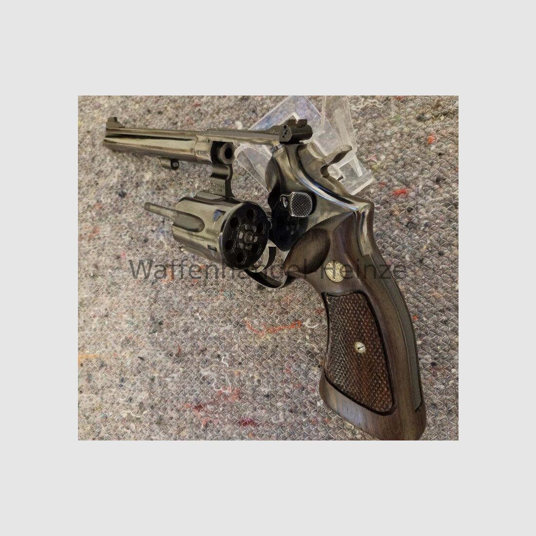 Smith & Wesson Mod. 17-2