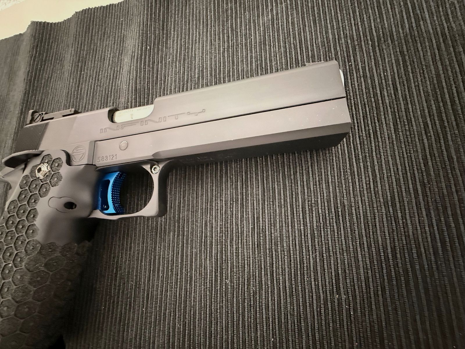 Strayer-Voigt Infinity Kaliber .40SuW incl. Wechsellauf 9mmLuger IPSC