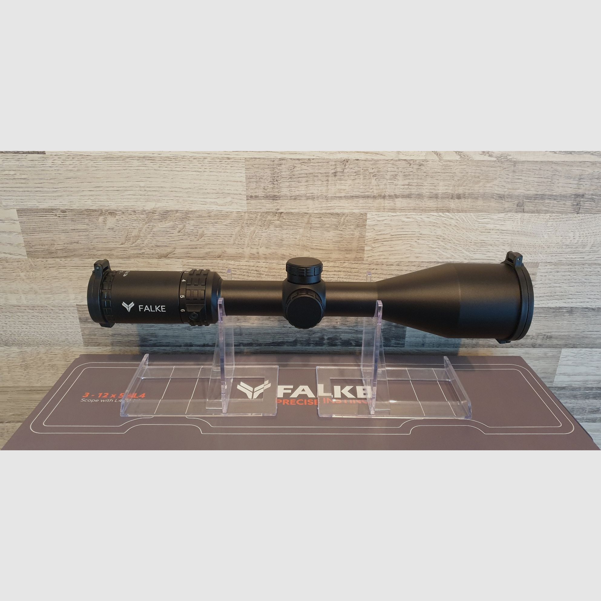 Producto nuevo del comercio especializado - Mira telescópica FALKE 3-12x56 L4 retícula 4 con punto de luz