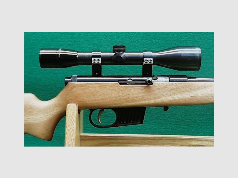 Voere Kufstein SL rifle, with scope