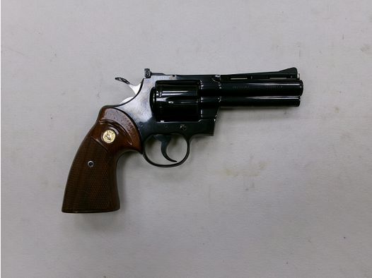 COLT PYTHON CAL. 357 MAG. USATO