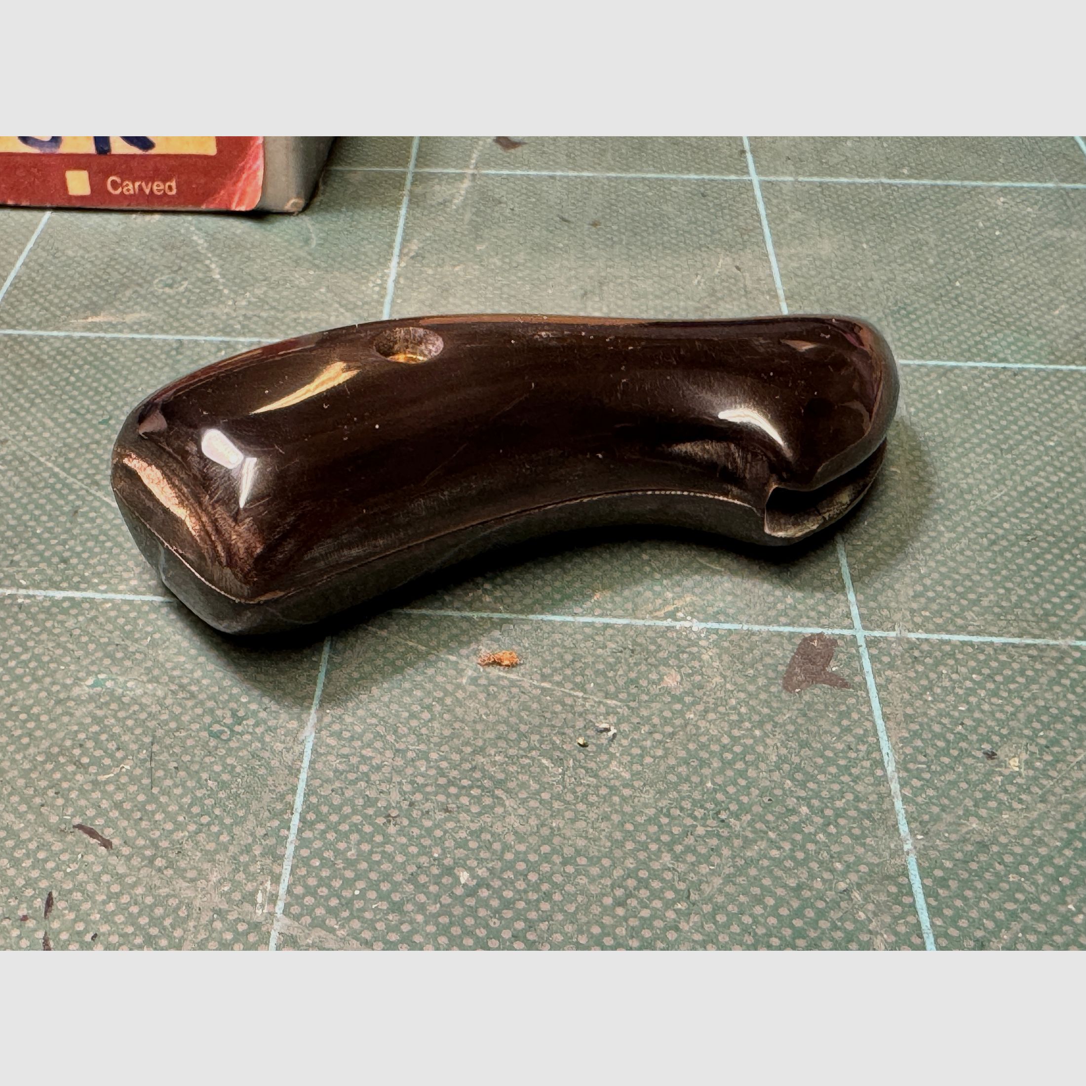 EAGLE GRIPS Buffalo Horn Grips (Genuine Buffalo Horn) S&W J-Frame Round Butt – Top condition in original packaging with exchange wedge!