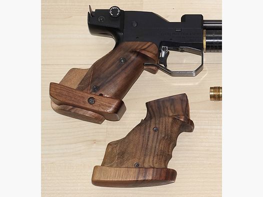 Vormgreep voor FWB LP2 / C20 Matchpistool in zeer goede staat, ongewerkt