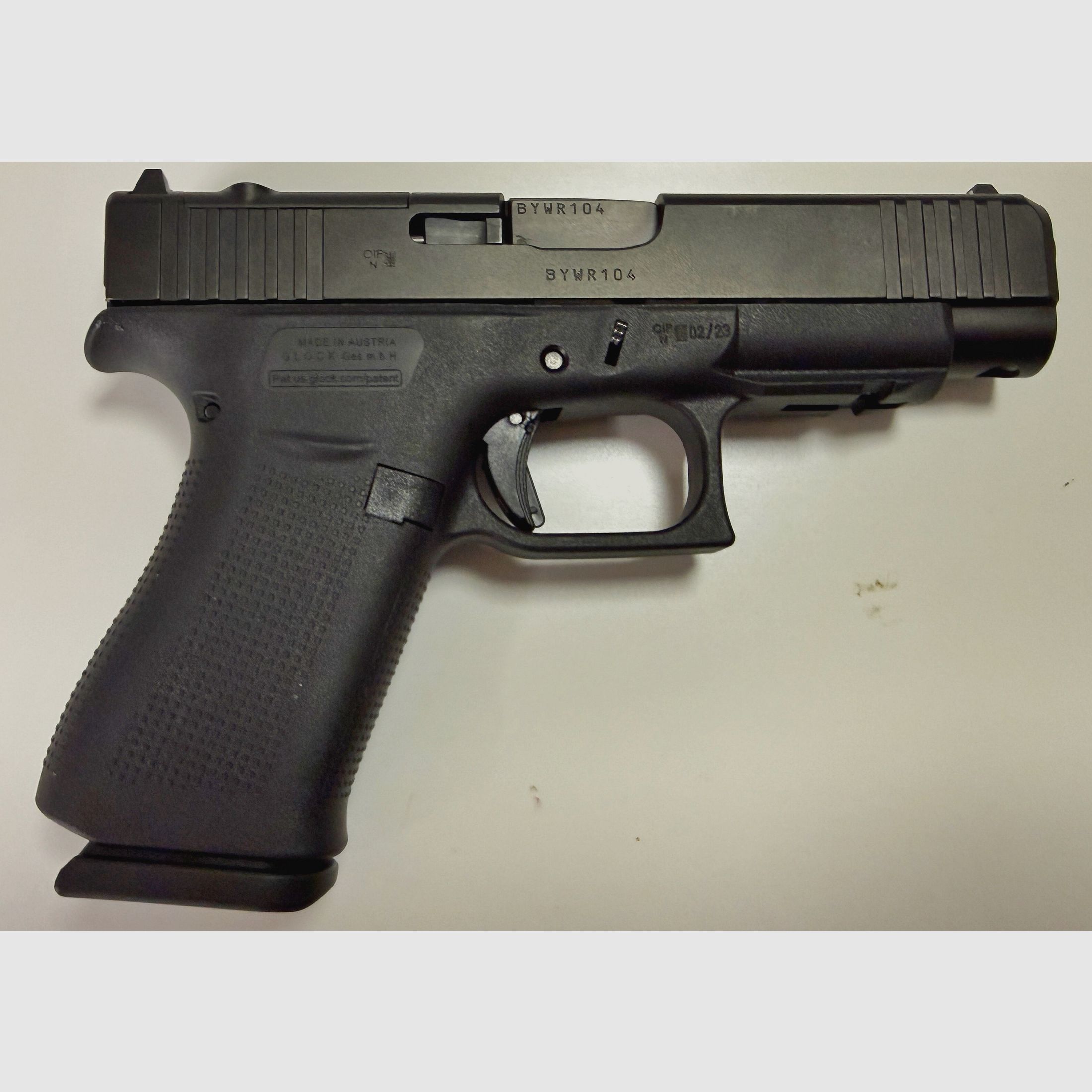 Glock 48 R MOS en 9 mm Luger avec 6 chargeurs et 2 holsters