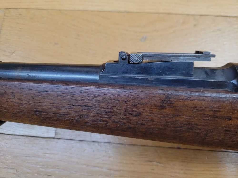Bardzo dobry karabin Kropatschek model 1886 – Produkcja OEWG w Steyr w 1886 roku (również!) – Oryginalny kaliber czarnoprochowy 8×60 – 8×56 portugalski – Piękne drewno – Dobry stan estetyczny i mechaniczny – Bardzo dobry egzemplarz w BE+ / TBE!, zdjęcie 29 z 31