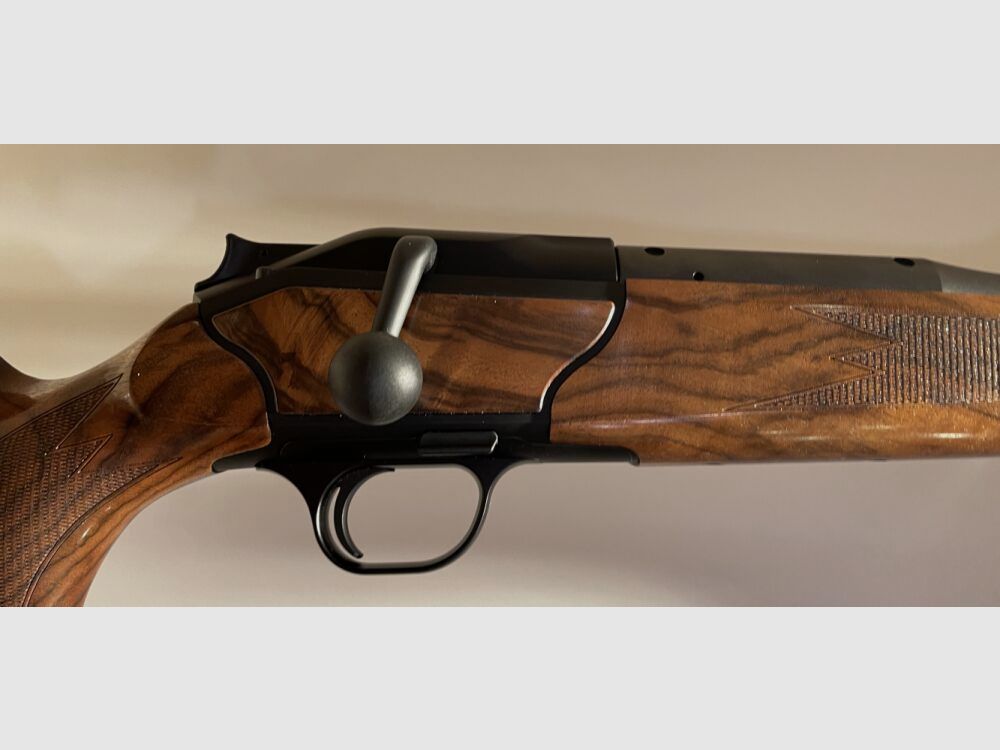 BLASER R8 LUXUS (HOLZKLASSE 5+ !)