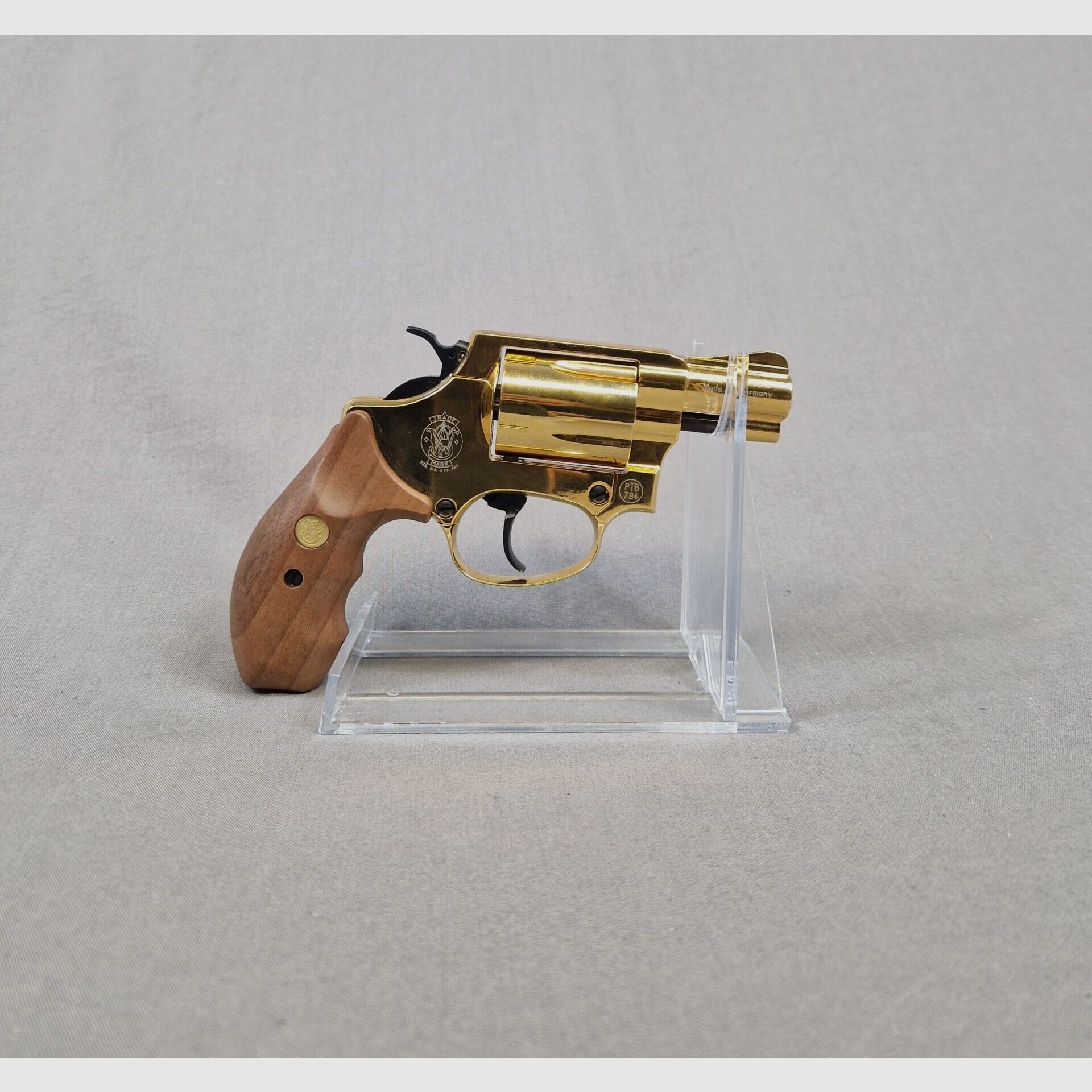 Smith & Wesson Chiefs Special Gold 