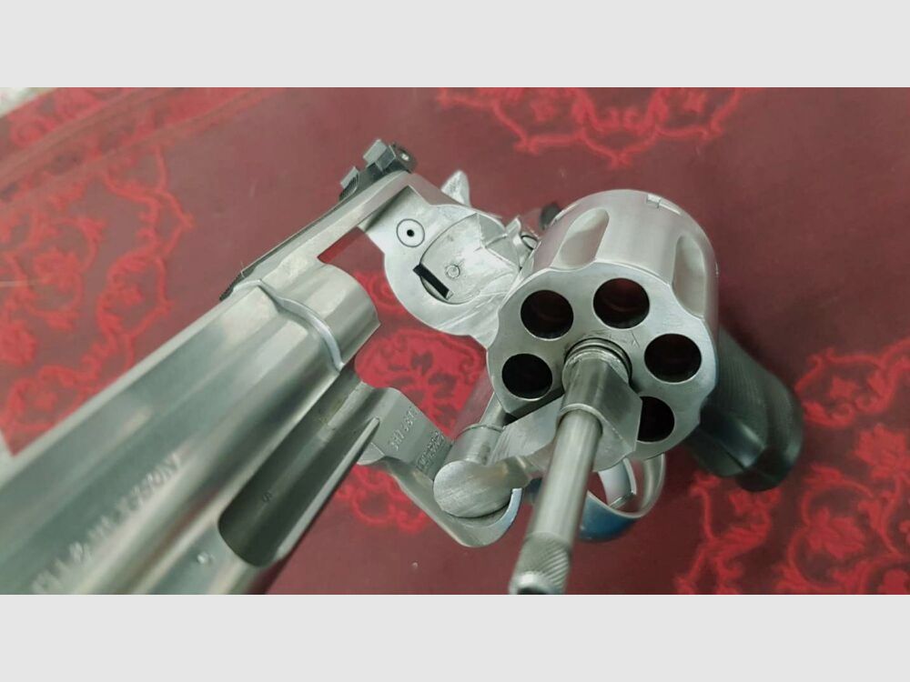 Smith & Wesson 686