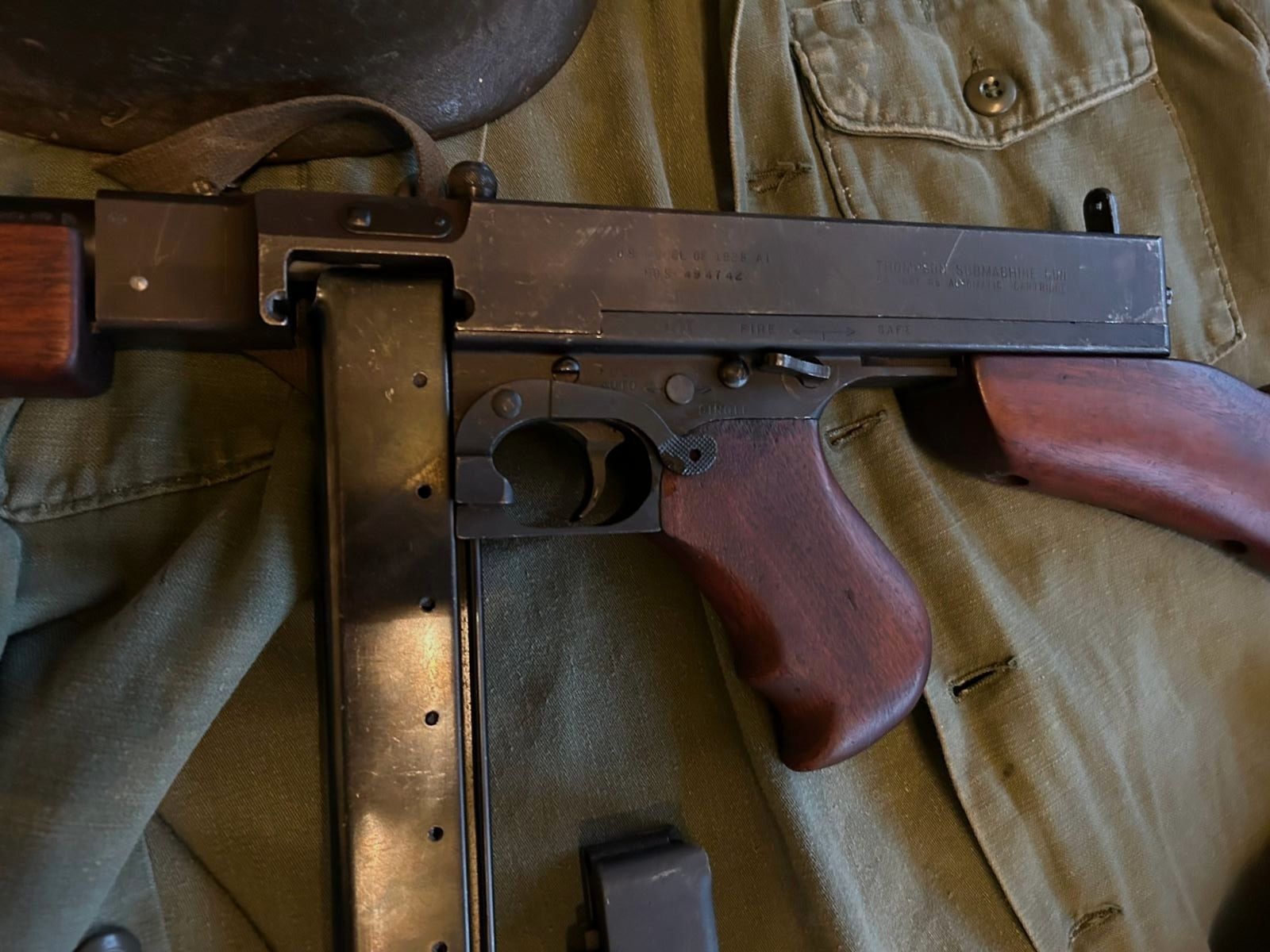 Thompson 1928A1 Tommy Gun