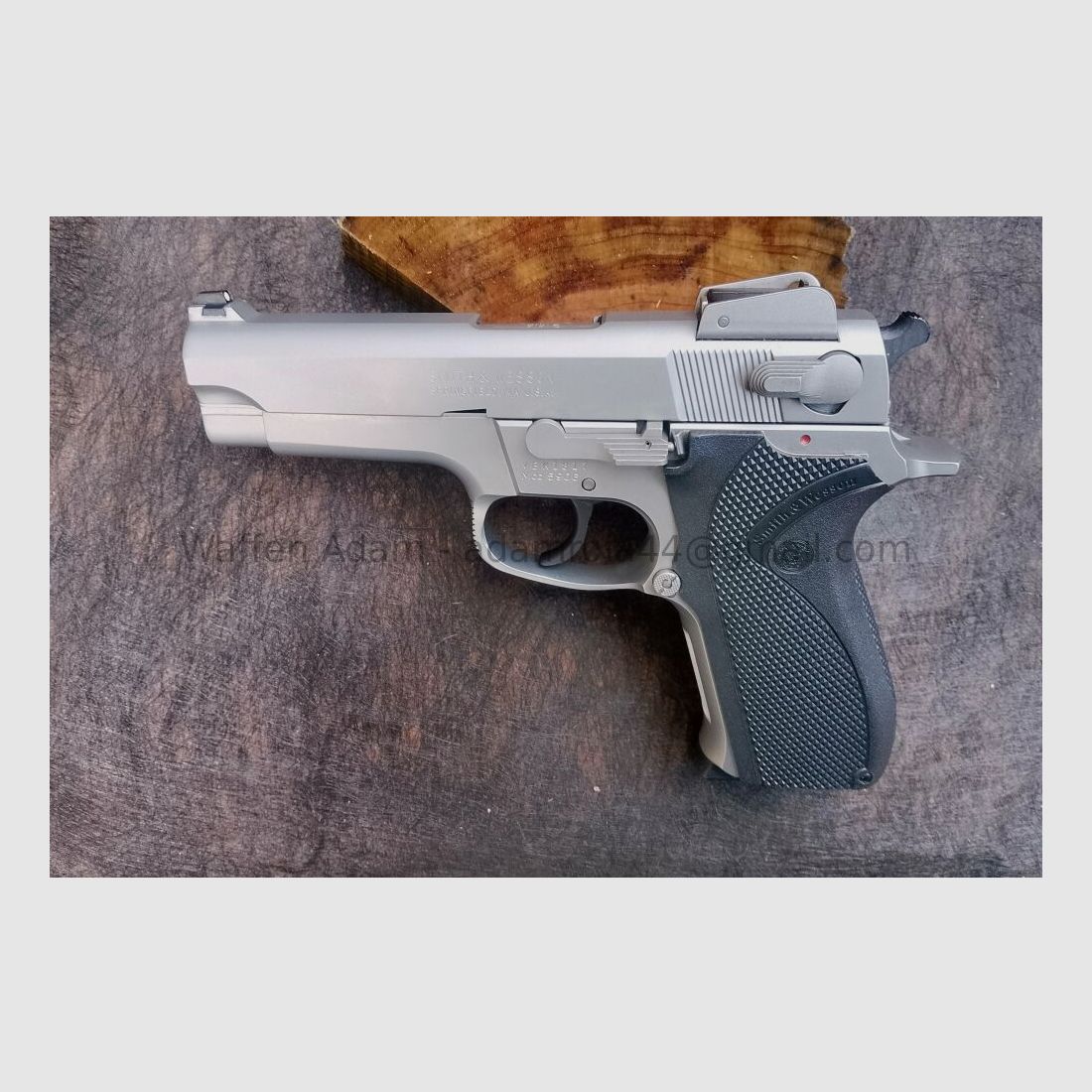 Smith & Wesson 3rd Gen S&W - Model 5906